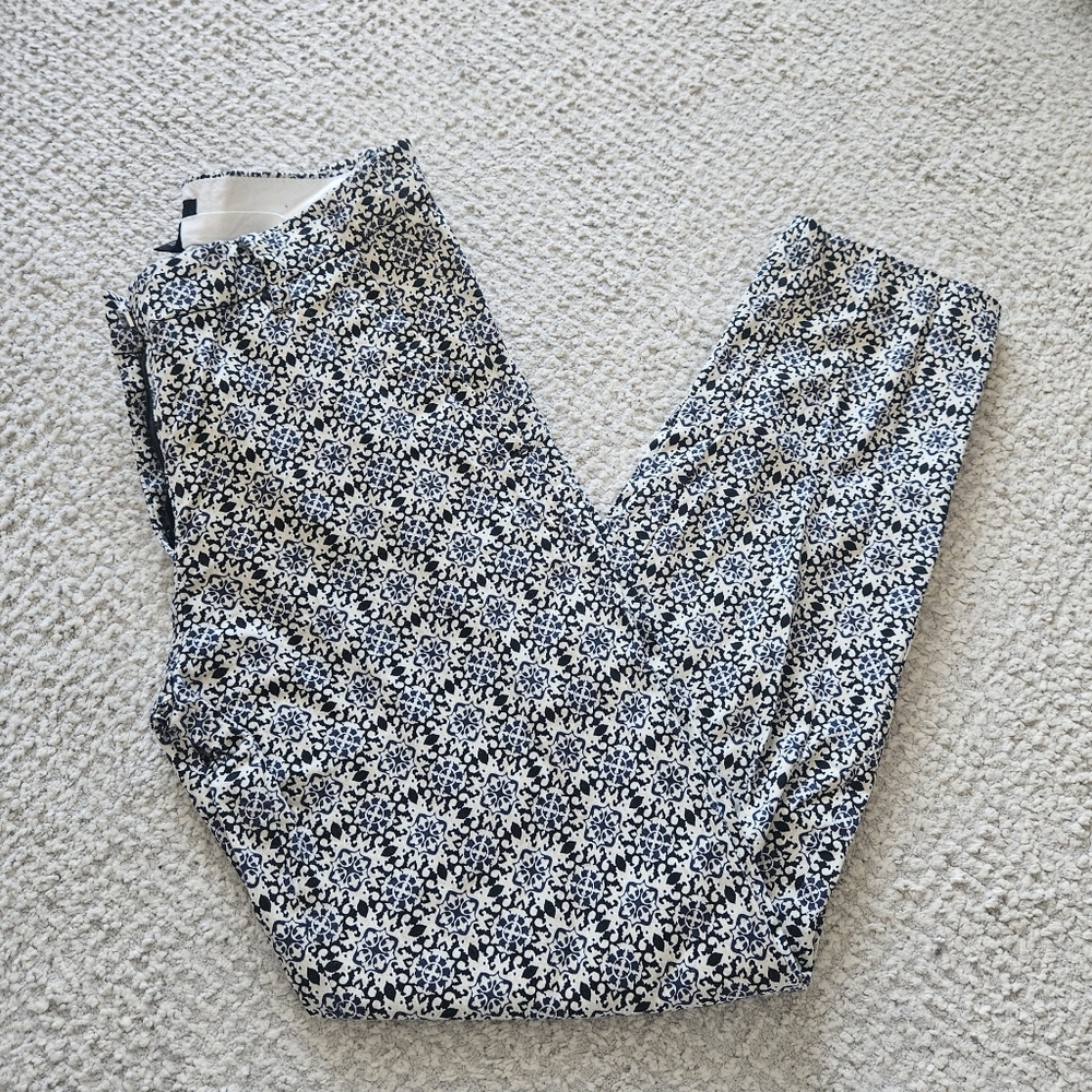 H&M Blue and White Printed Pants European Summer Cotton Blend Size 2